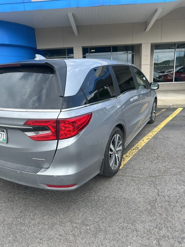 Used 2023 Silver Honda Touring image 6