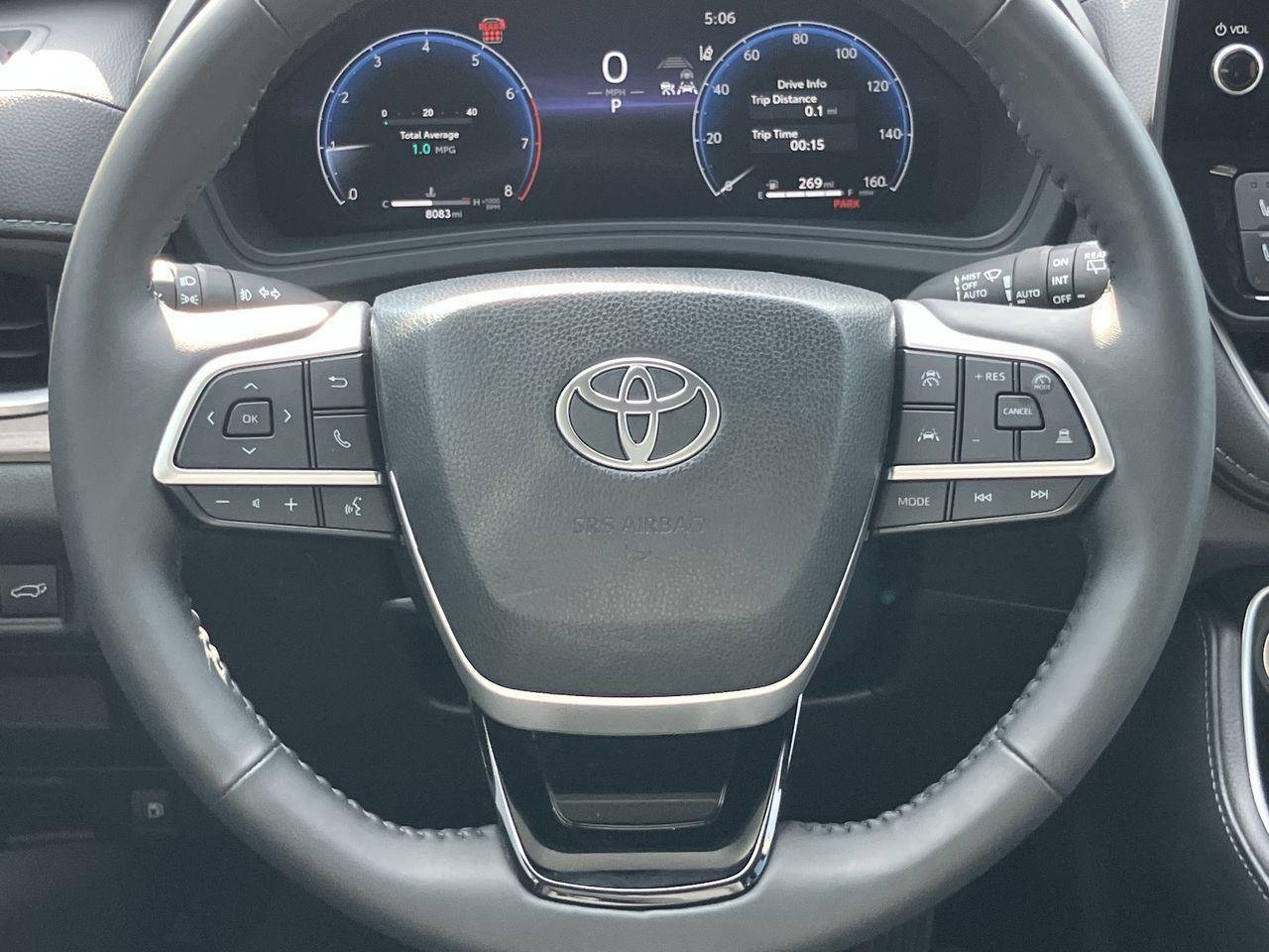 Used 2025 White (Wind Chill Pearl) Toyota Limited image 21