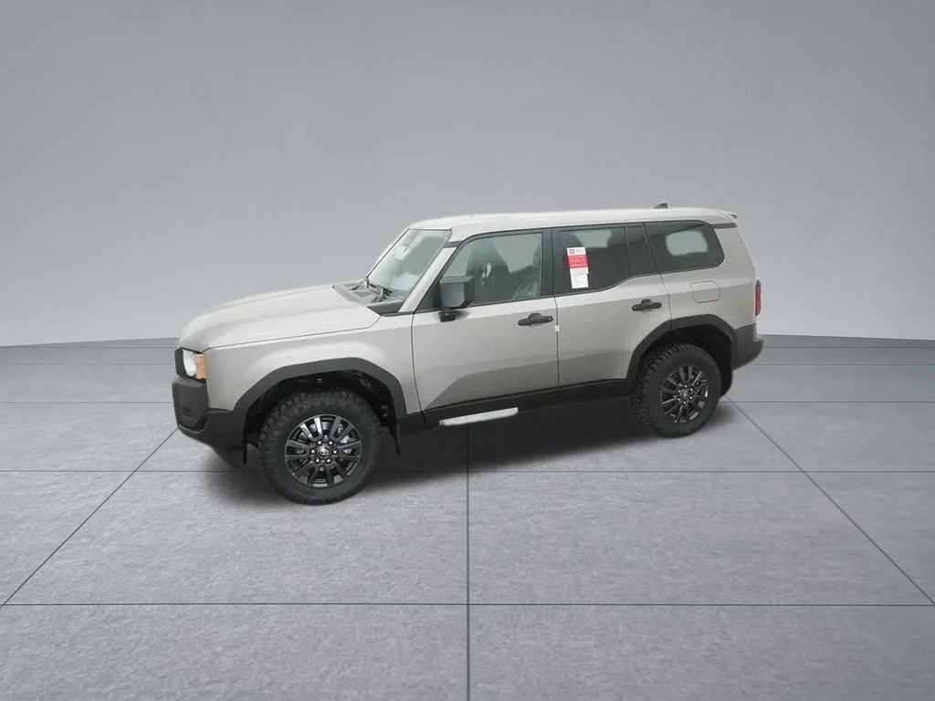 Used 2025  Toyota 1958 image 2