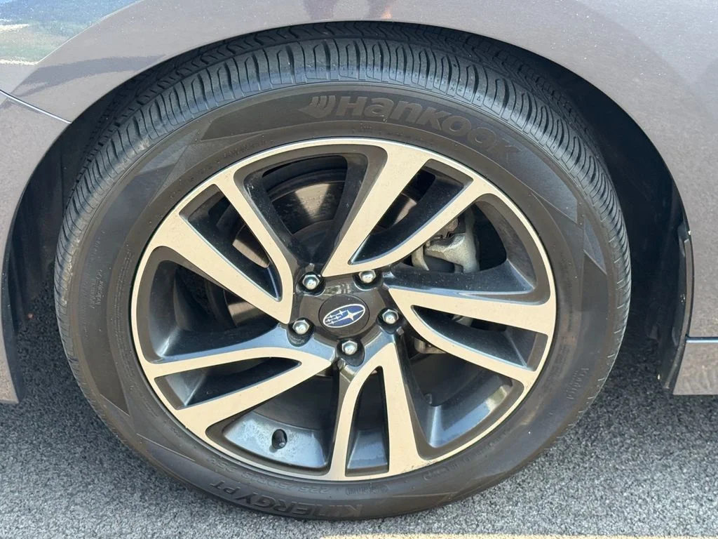 Used 2017 Gray Subaru 2.5i image 15