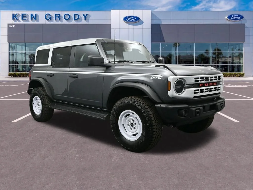2026 Ford Bronco Heritage Edition 4x4's photo