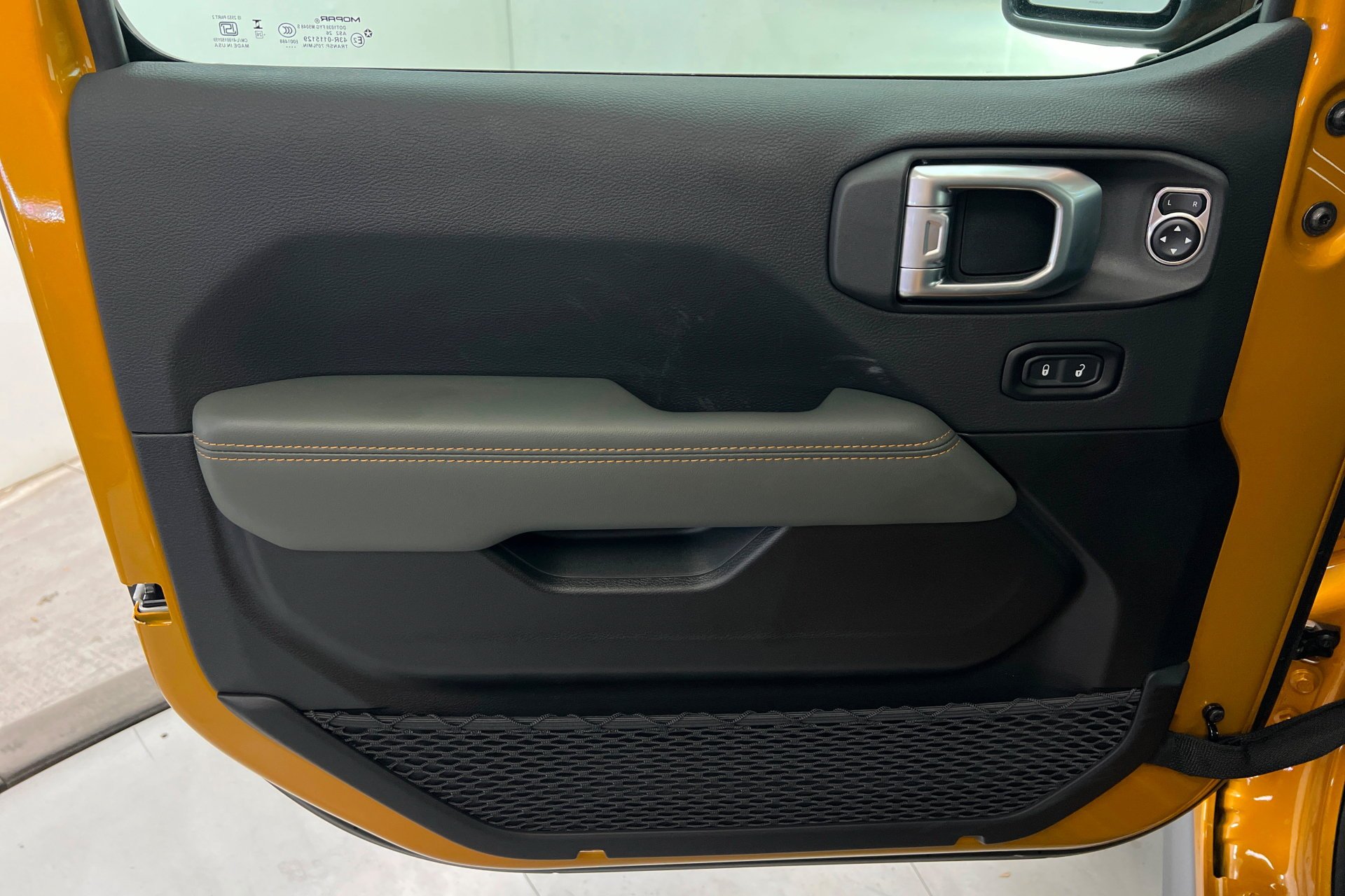 New 2026 Goldilocks (DISC) Jeep Mojave image 16
