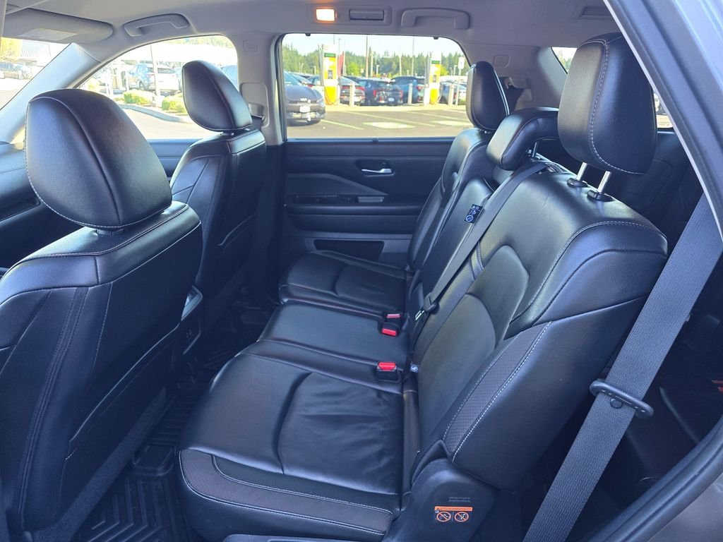 Used 2023 Gun Metallic Nissan SL image 10