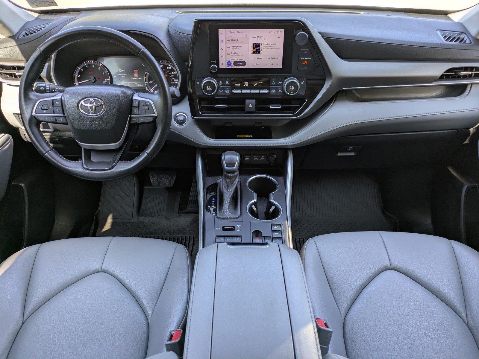 Used 2023 Wind Chill Pearl TOYOTA  image 15