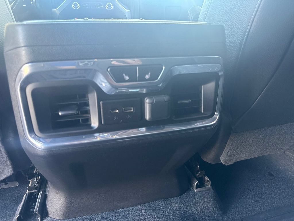 Used 2019 Onyx Black GMC Denali image 21