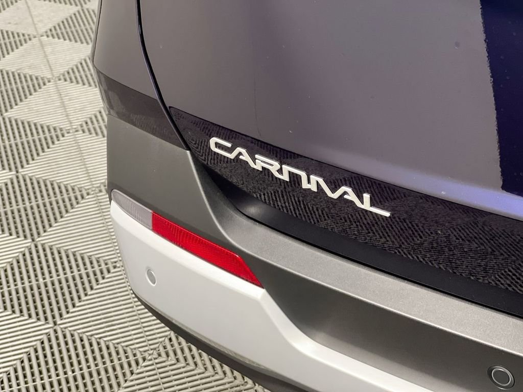 New 2026 Deep Chroma Blue Kia LXS image 5