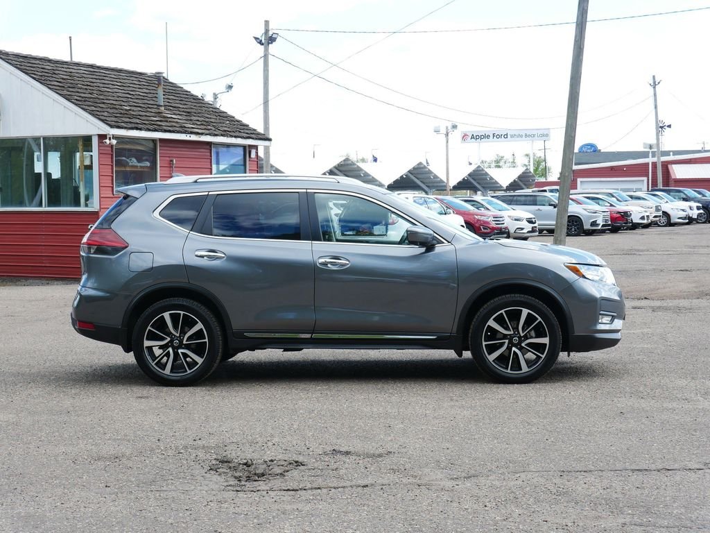 Used 2018 Nissan Rogue SL with VIN JN8AT2MV0JW354276 for sale in White Bear Lake, Minnesota