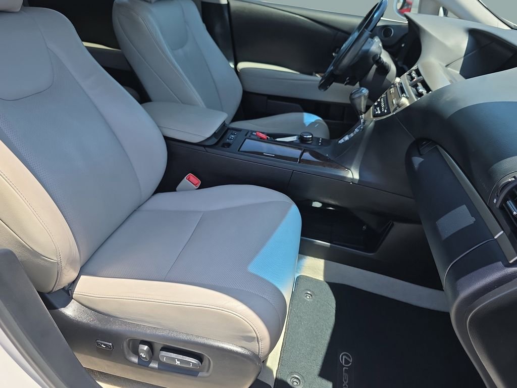 Used 2013 Starfire Pearl Lexus 350 image 19