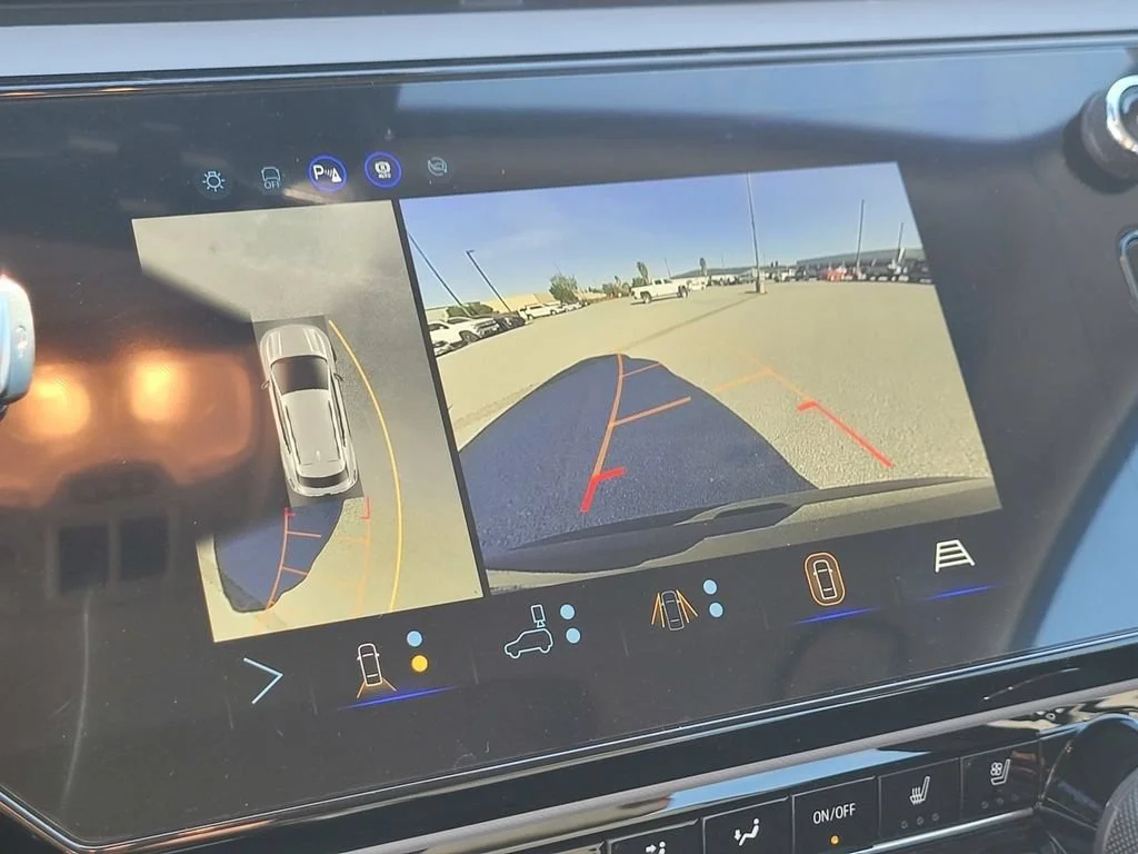 2027 Chevrolet Bolt RS - Photo 15