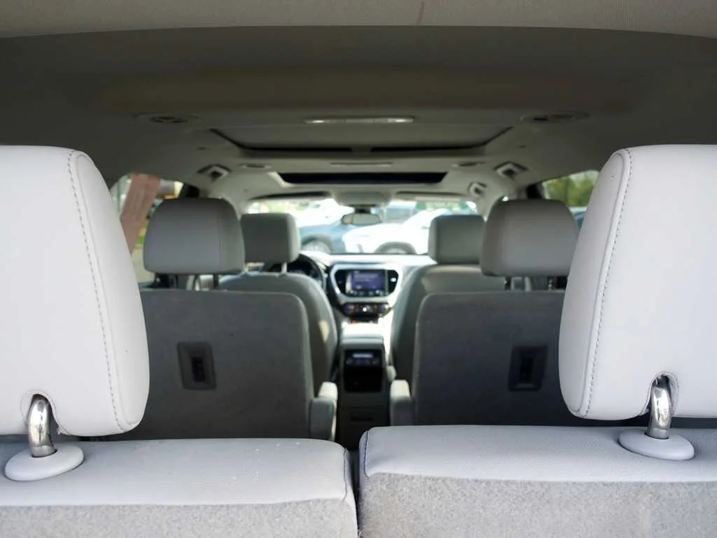 2023 GMC Acadia SLT - Photo 45