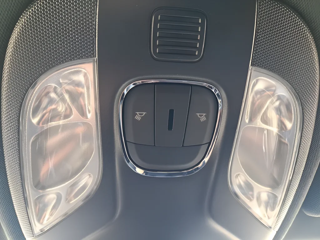 New 2026 Blue Jeep Latitude image 25
