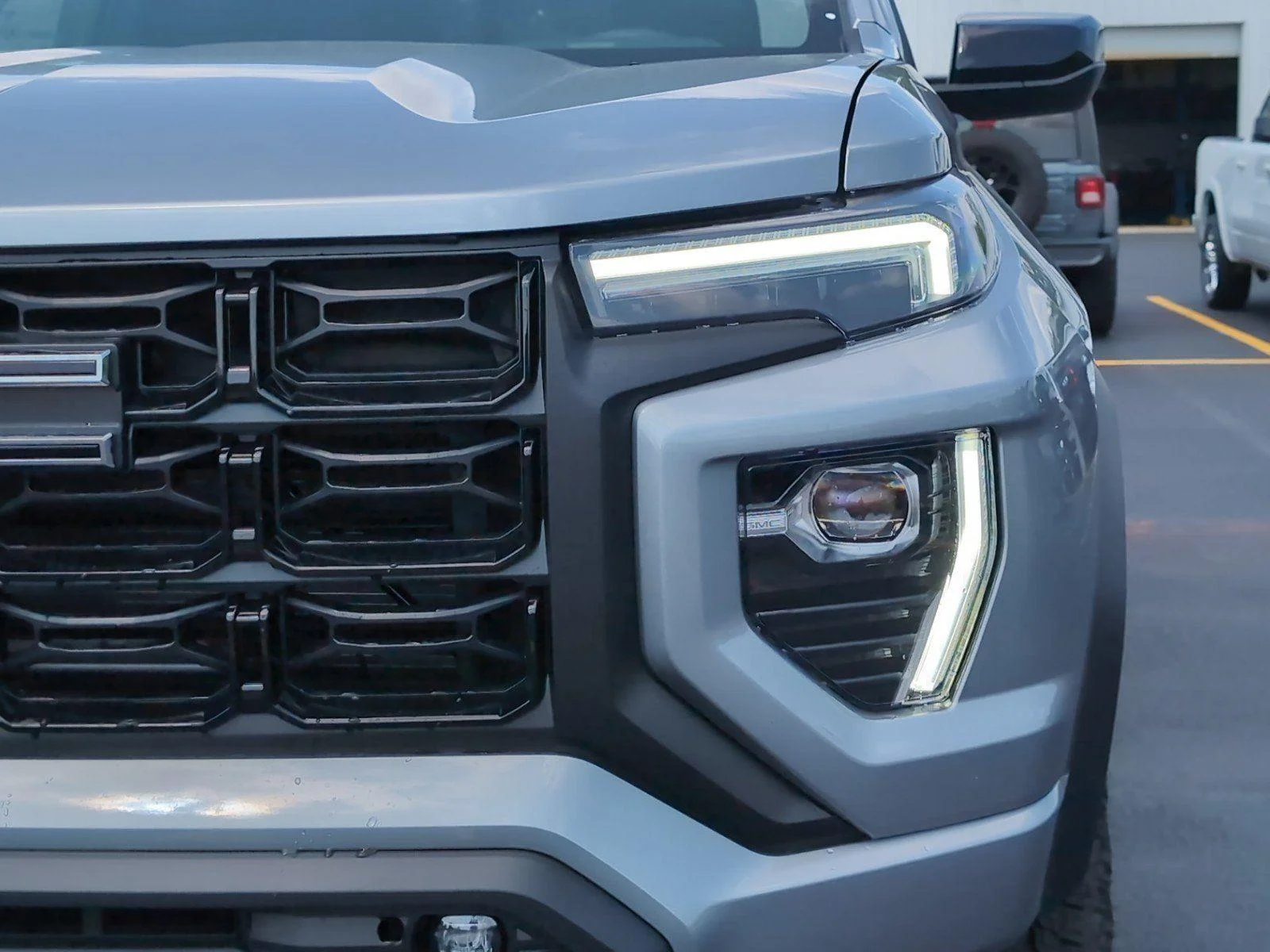New 2026 Sterling Metallic GMC Elevation image 12