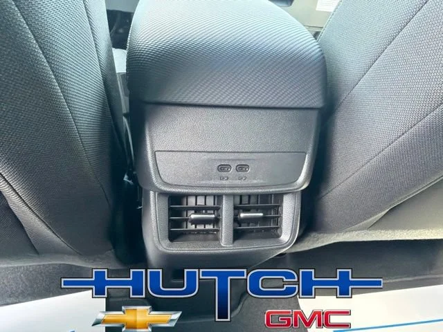2027 Chevrolet Equinox LT - Photo 18