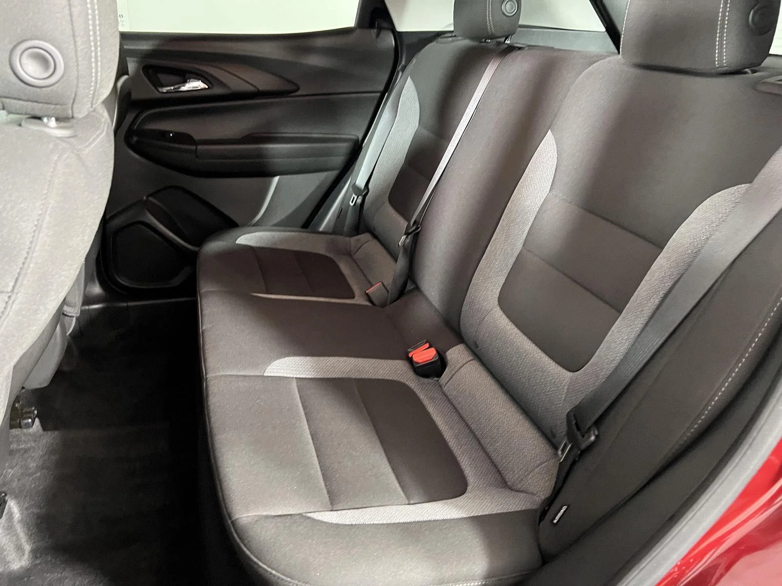 Used 2024 Crimson Metallic Chevrolet LT image 4