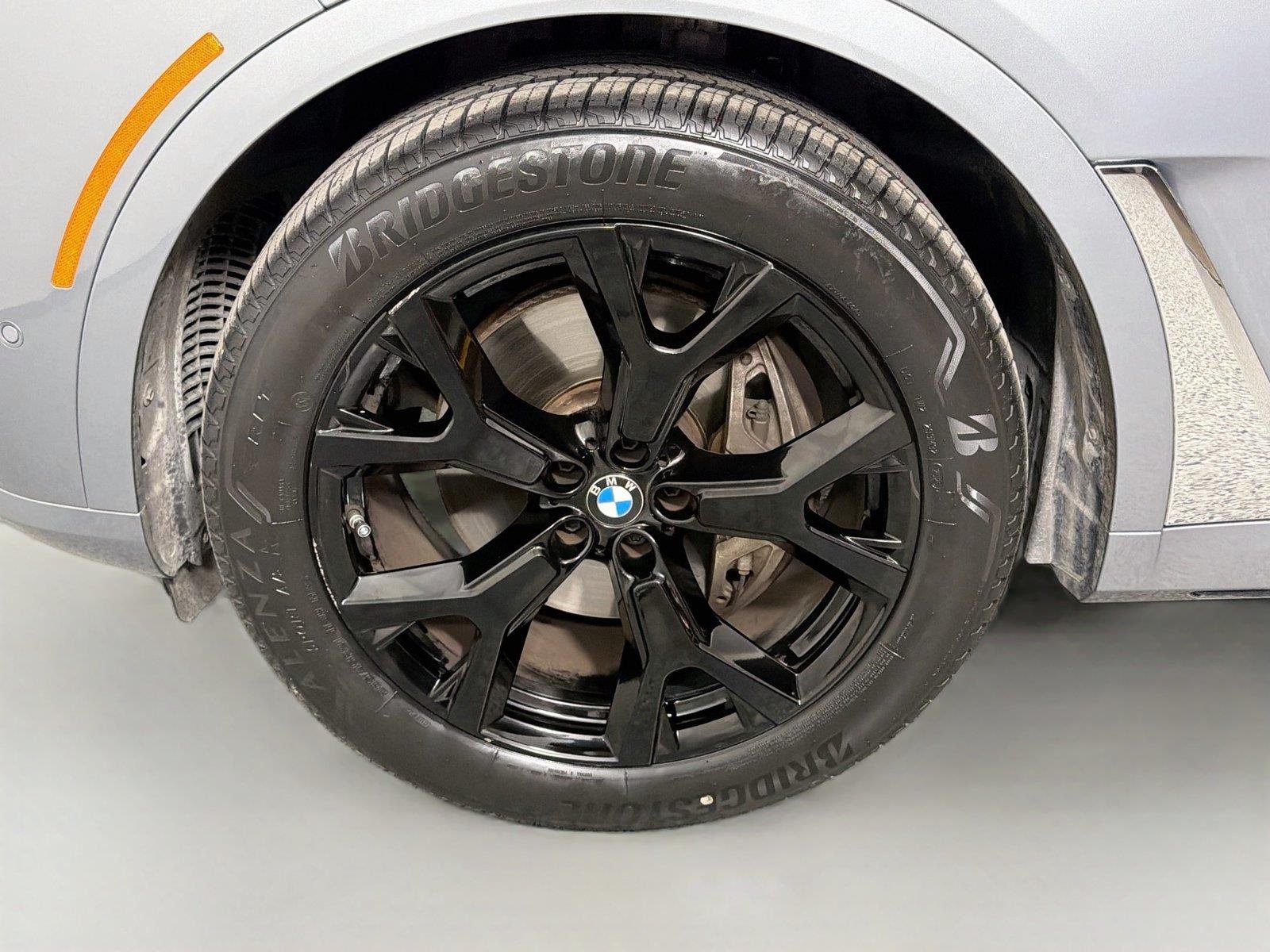 Certified Used 2024 Skyscraper Grey Metallic BMW xDrive40i image 32