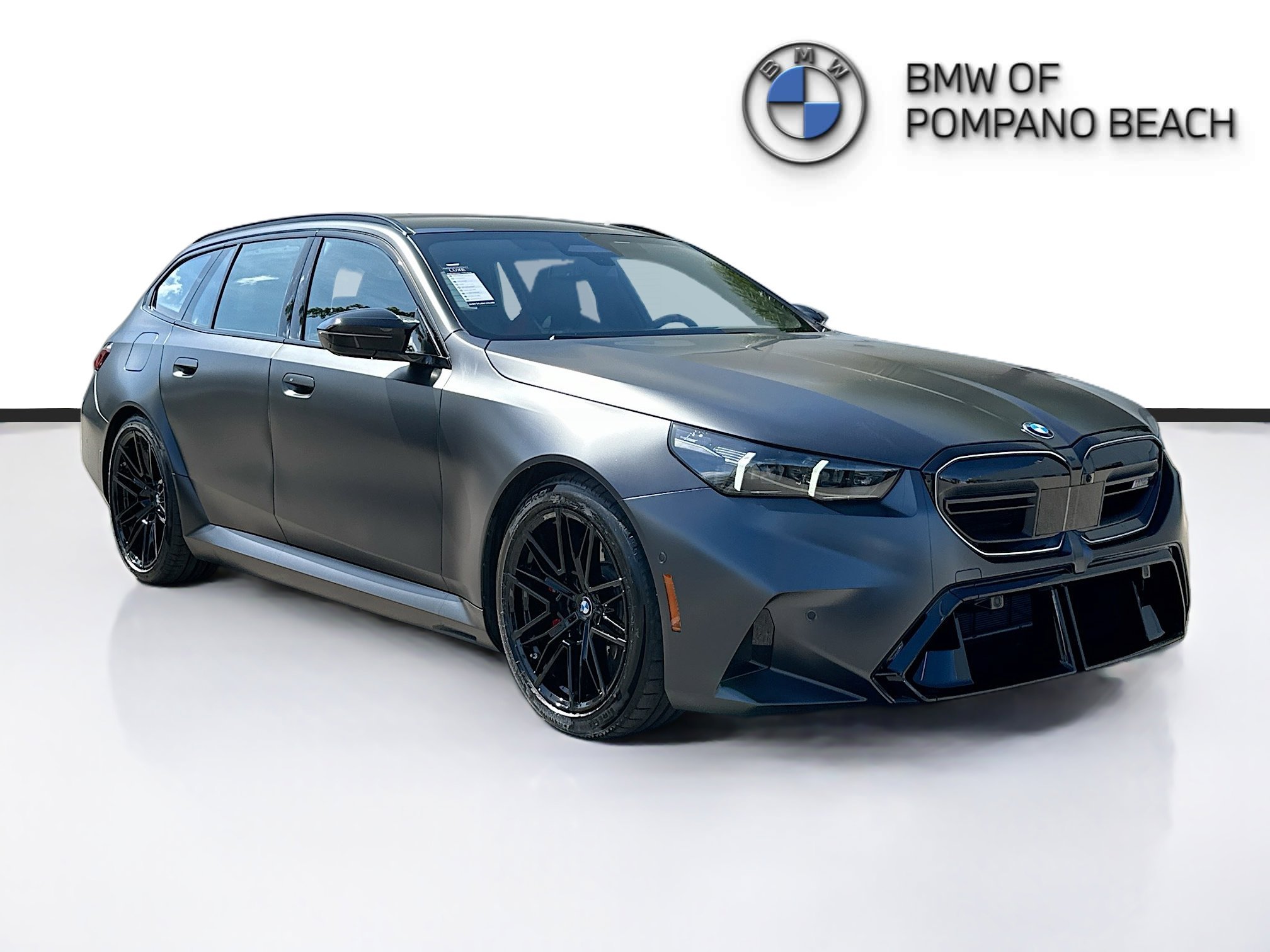 2025 BMW M5 M5 Touring's photo