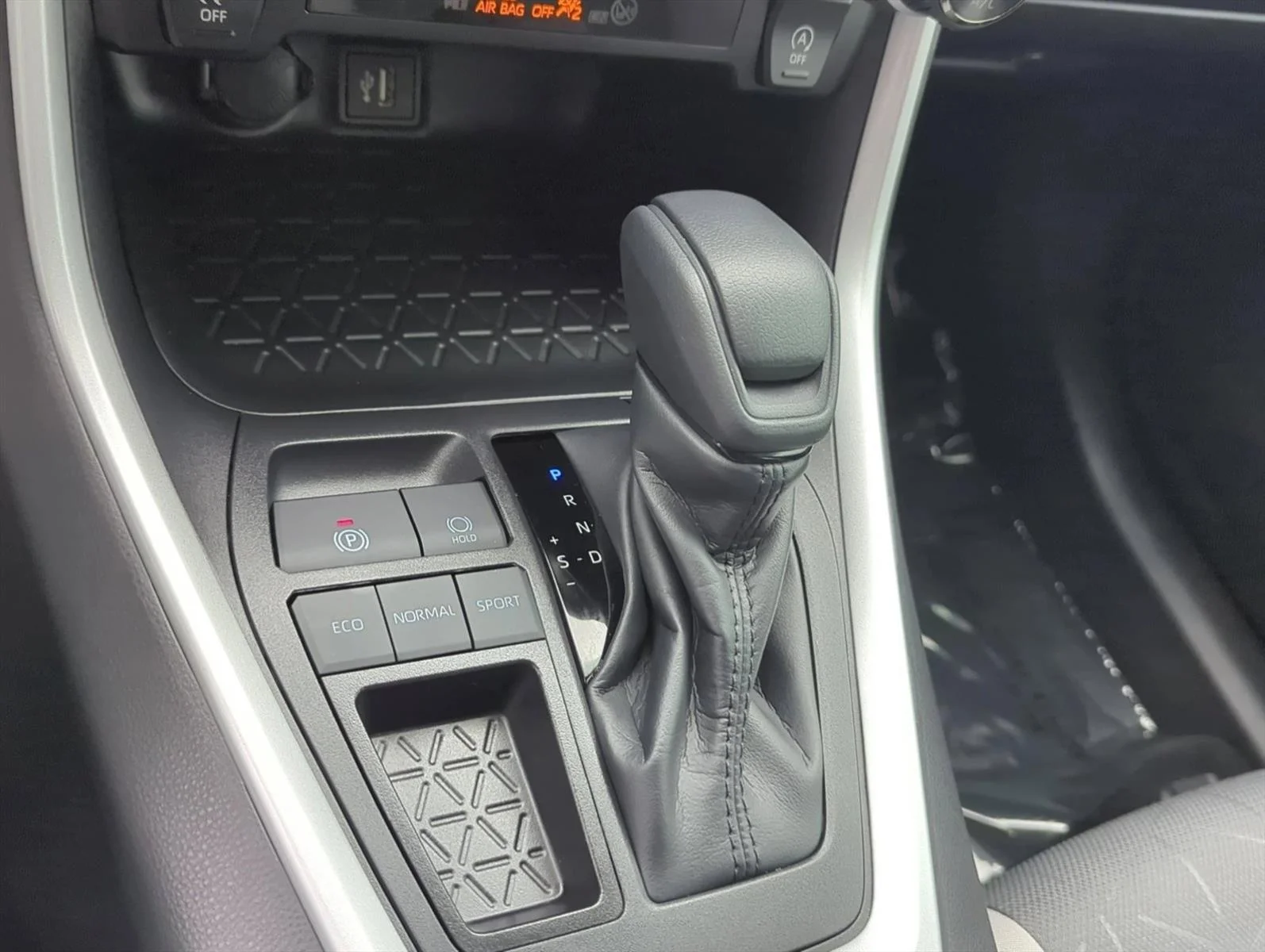 Used 2025 Black Toyota XLE image 23