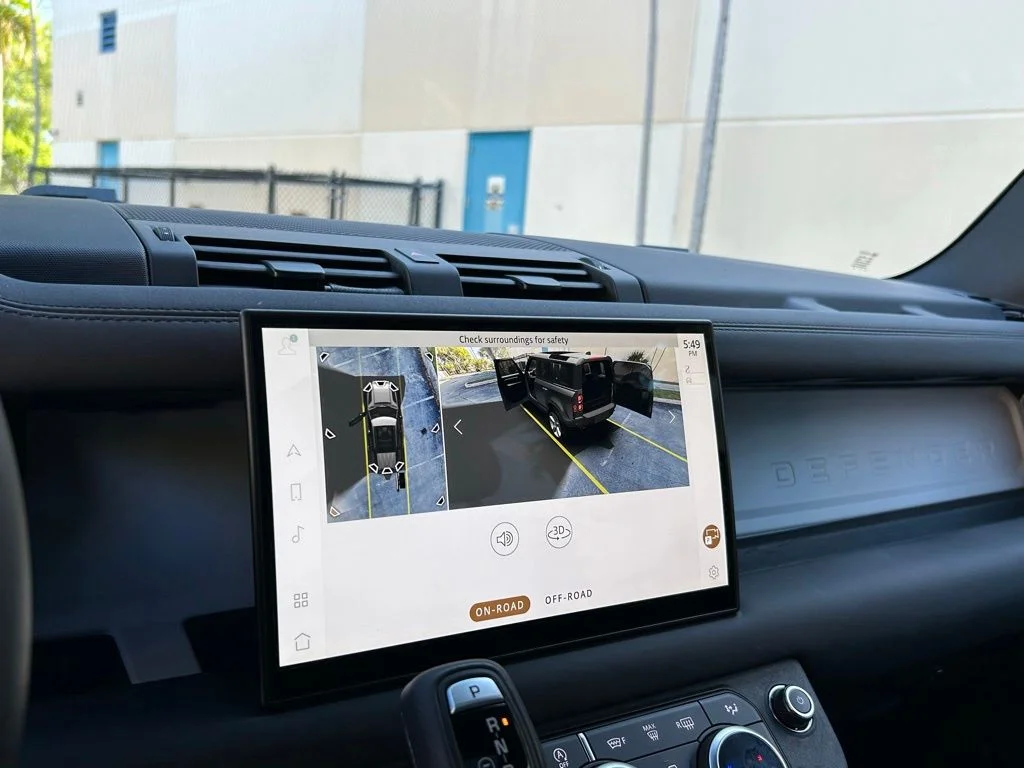 Used 2025 Black Land Rover S image 30