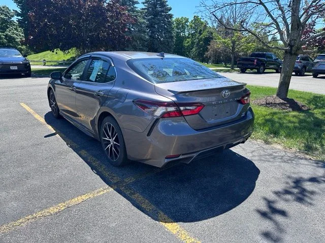Used 2023 Gray Toyota SE image 5