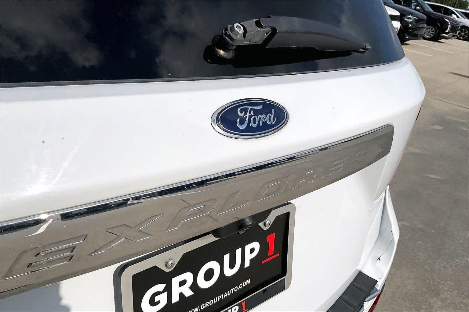 Used 2021 Oxford White Ford Limited image 28