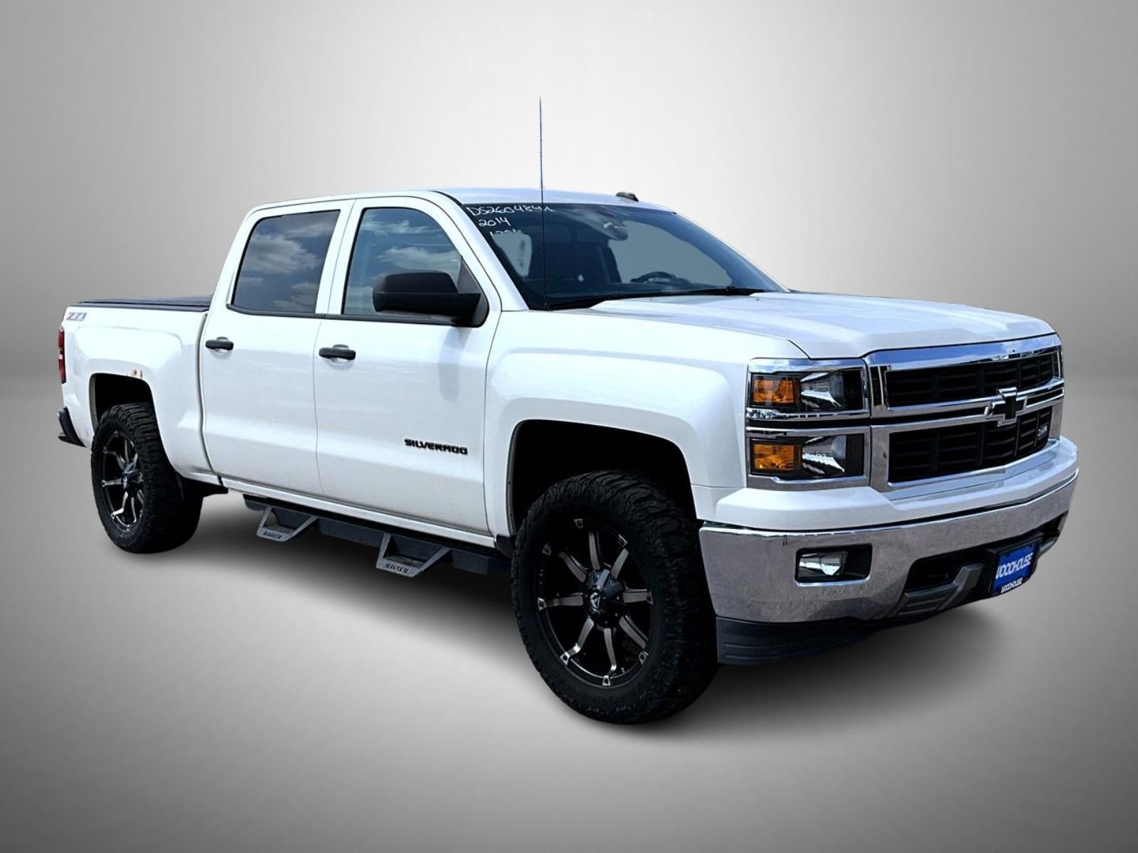 Used 2014 White Chevrolet LT image 3