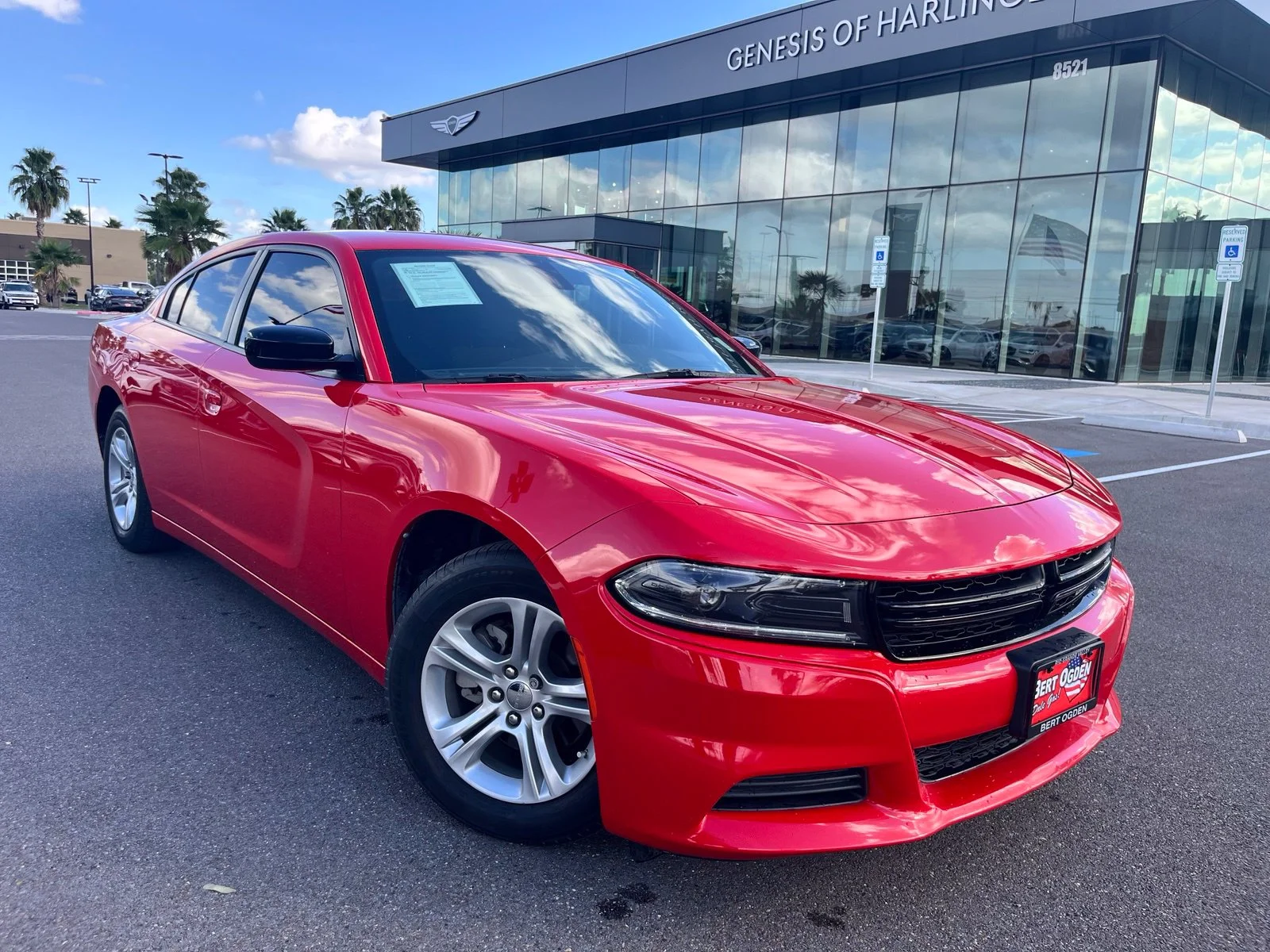 Used 2023 Red Dodge SXT image 1