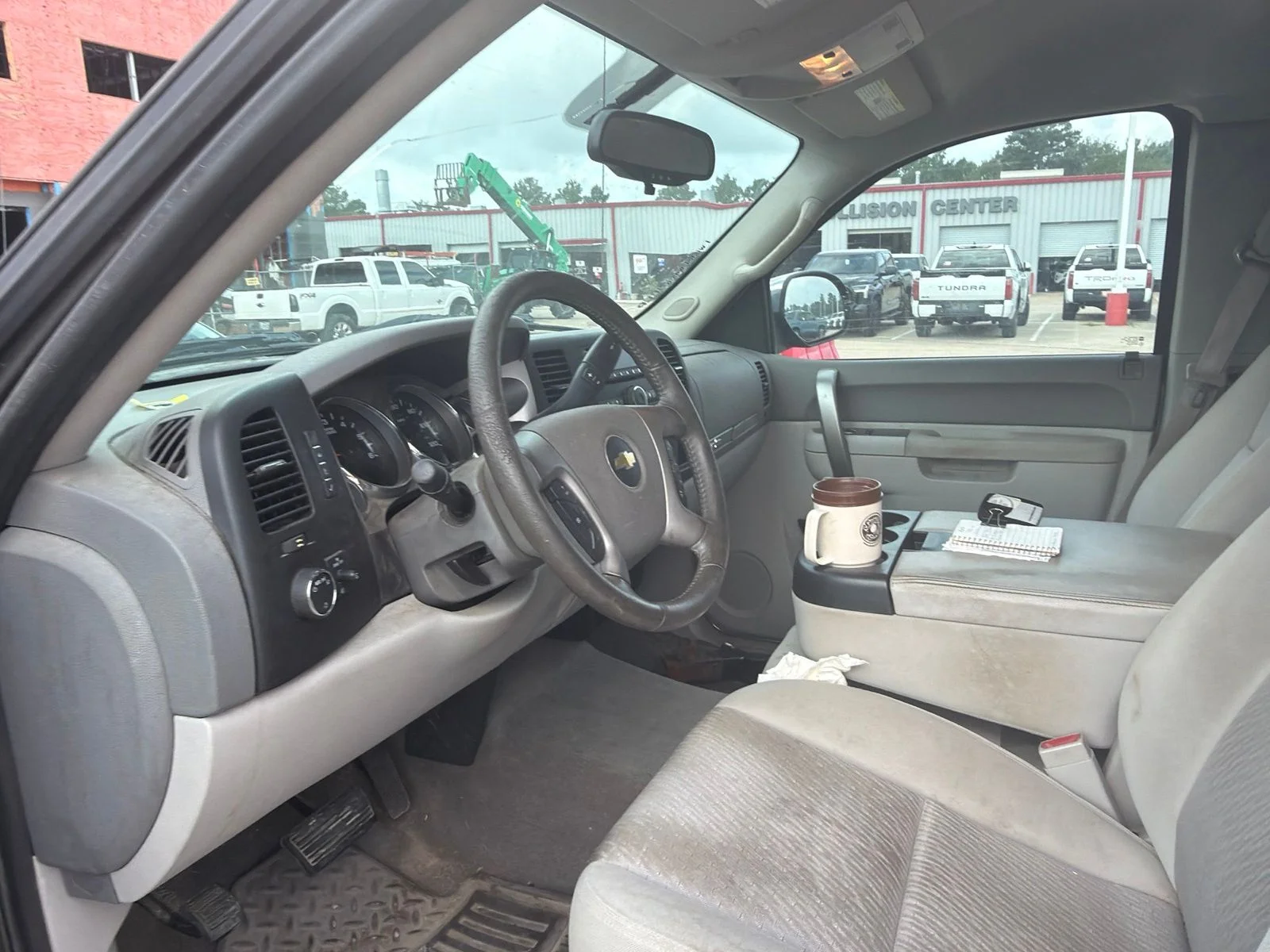 Used 2013 Gray Chevrolet LT image 3