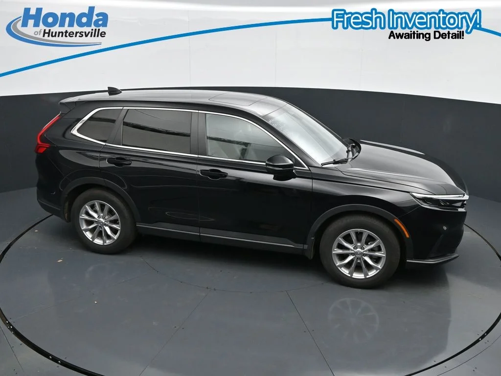 Used 2023 Crystal Black Pearl Honda EX-L image 30