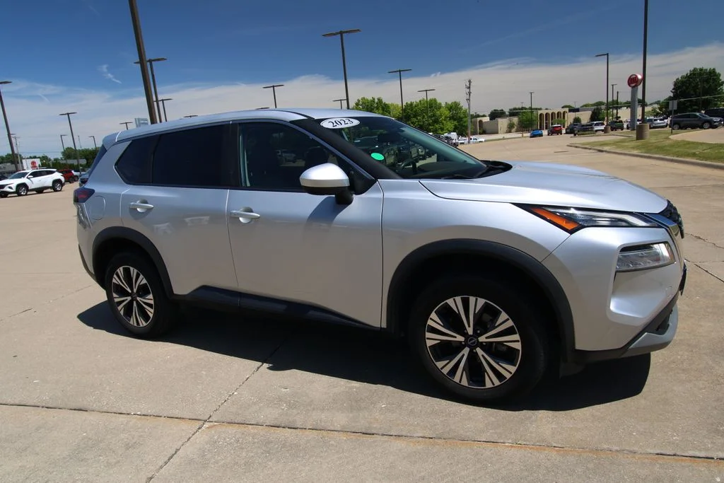 Used 2023 Silver Nissan SV image 3
