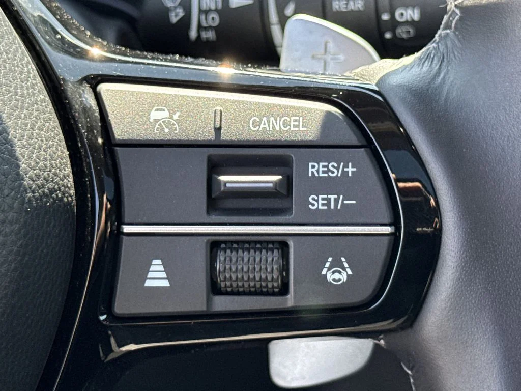 2025 Acura ADX Base - Photo 25