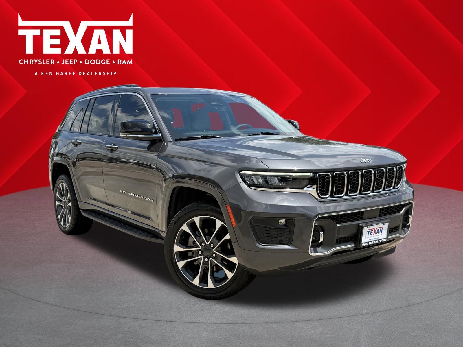 2023 Jeep Grand Cherokee Overland's photo