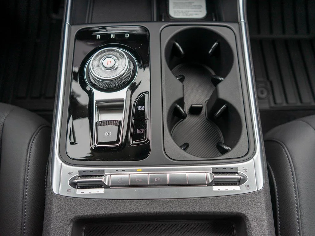 New 2026 Snow White Pearl Kia SX Prestige image 29