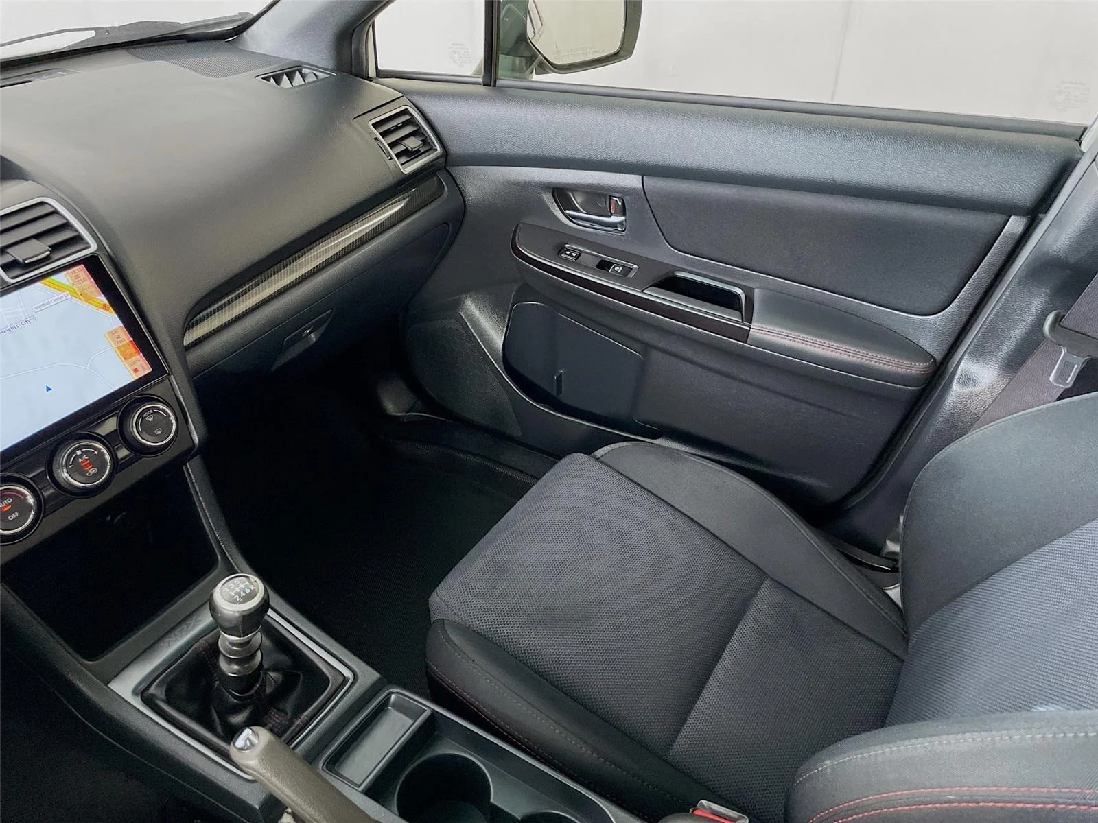 Used 2019 Crystal White Pearl Subaru Premium image 27