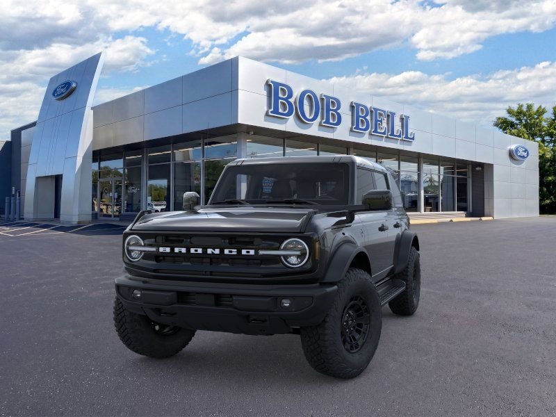 New 2026 Shadow Black Ford Outer Banks® image 2