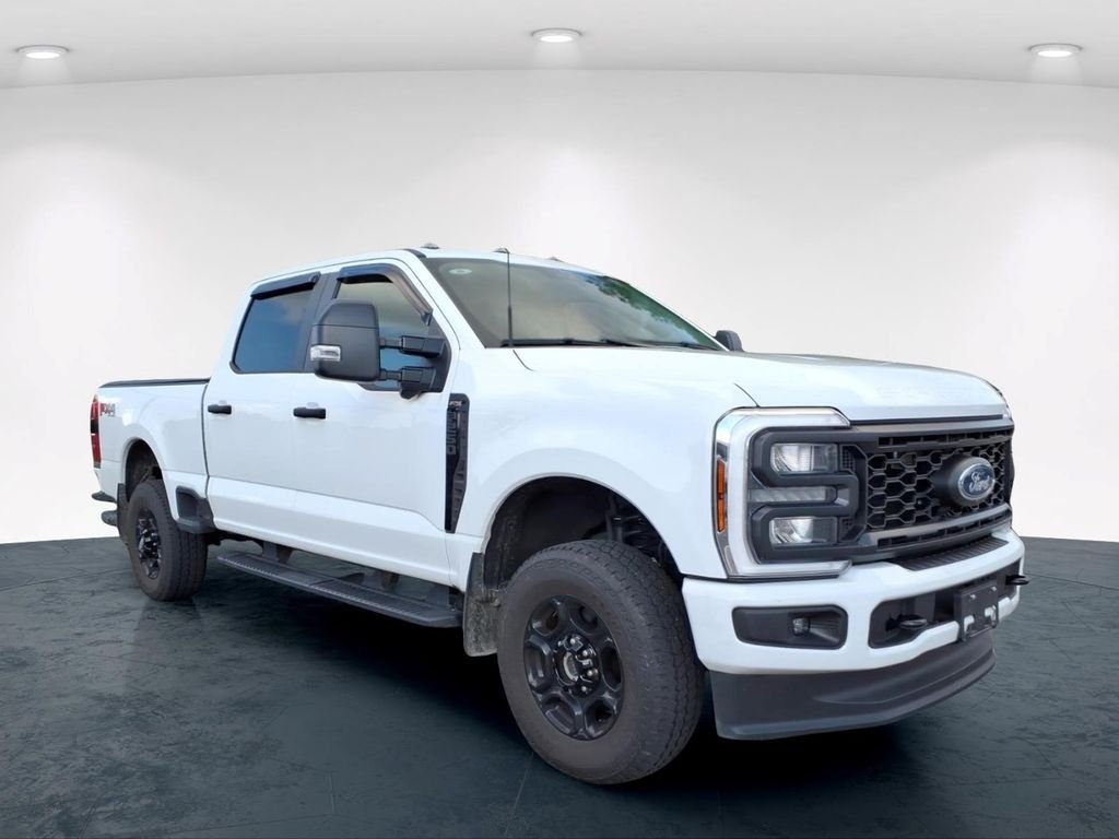 Used 2024 White Ford XL image 15