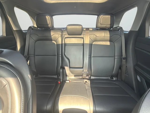 Used 2022 Silver Lincoln Standard image 34