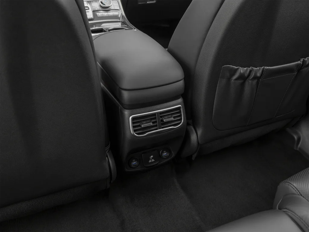 Used 2023 Gray Hyundai Calligraphy image 25