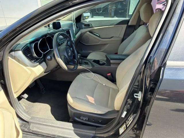 Used 2014 Black Kia LX image 23