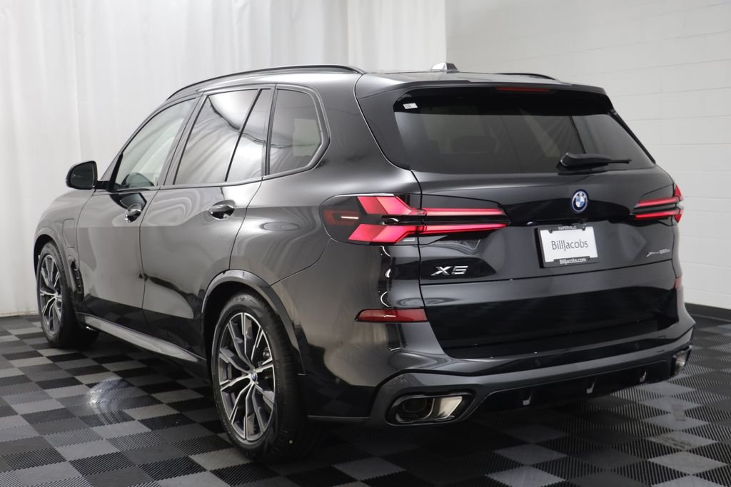New 2026 Black Sapphire Metallic BMW xDrive50e image 16