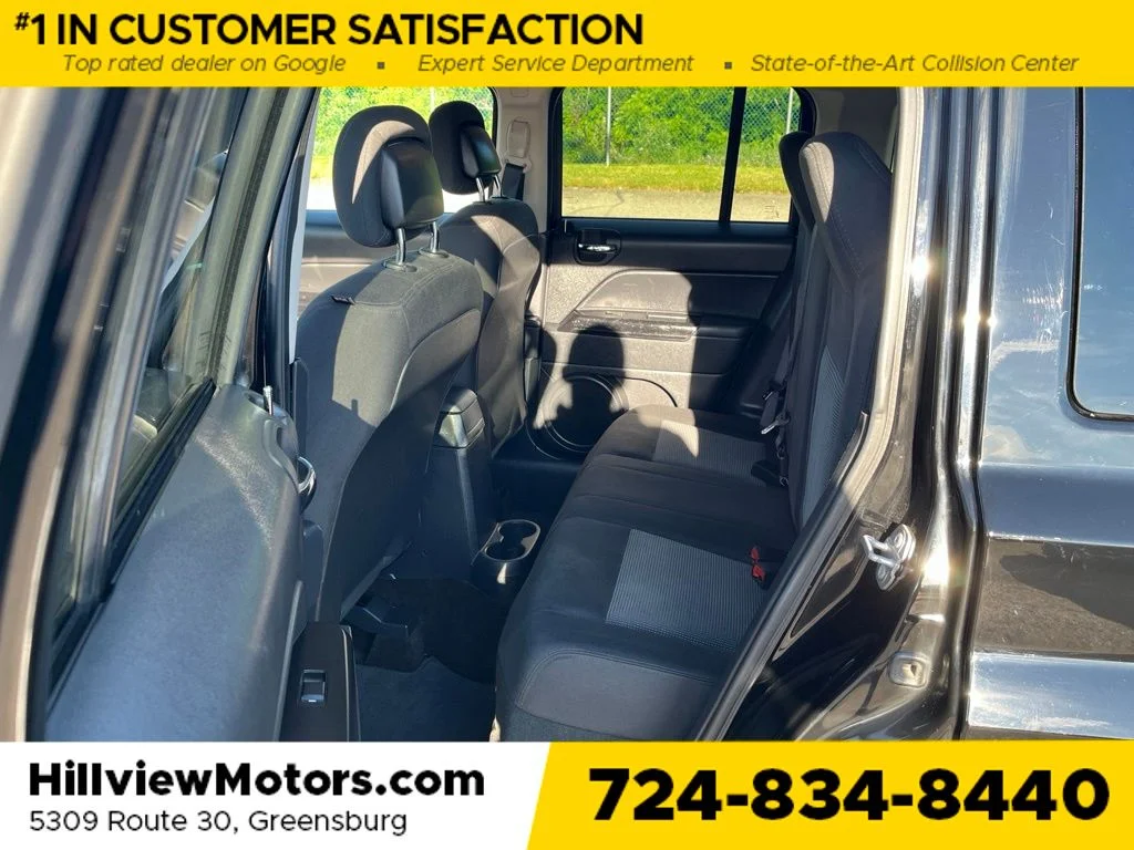 Used 2015 Black Clearcoat Jeep Latitude image 22