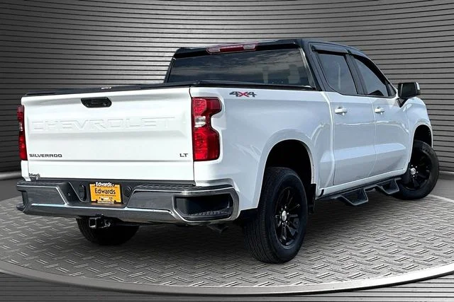 Used 2024 White Chevrolet LT image 6