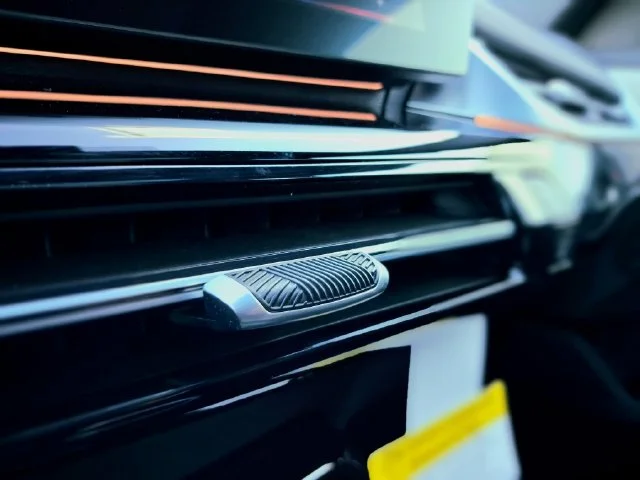 New 2027 Dune Grey Metallic BMW xDrive28i image 22