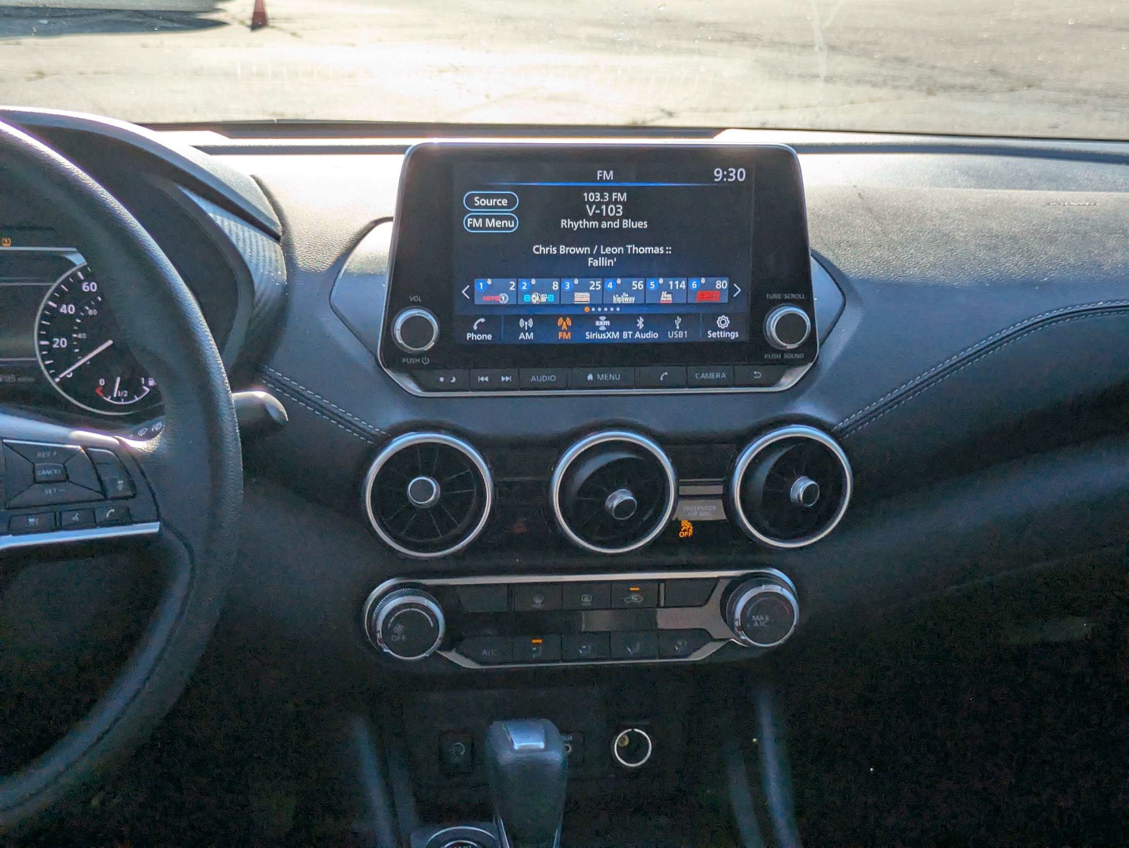 Used 2024 White Nissan SV image 13