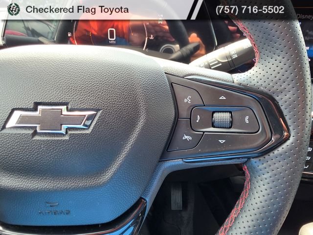 Used 2025 Summit White Chevrolet 2RS image 15