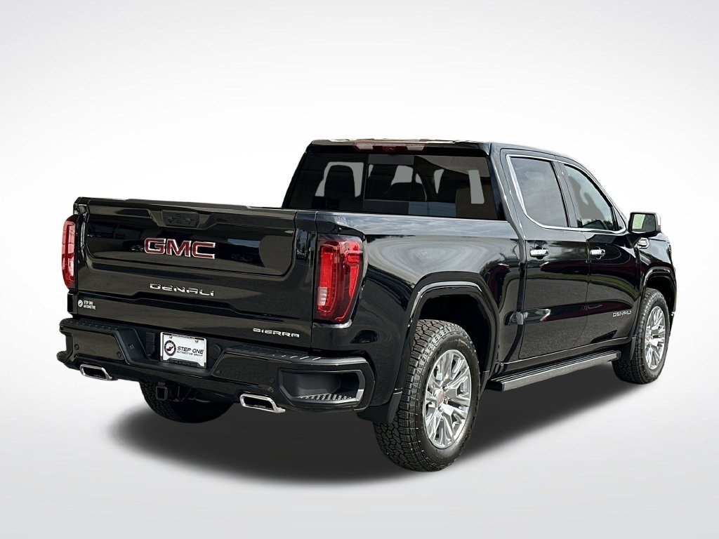 2026 GMC Sierra 1500 Denali - Photo 8