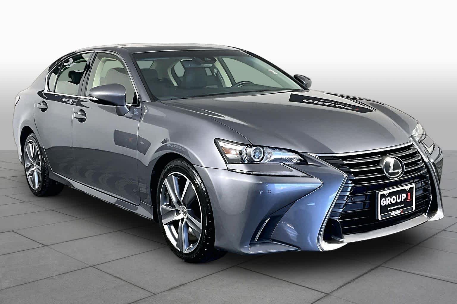 Used 2016 Nebula Gray Pearl Lexus  image 2