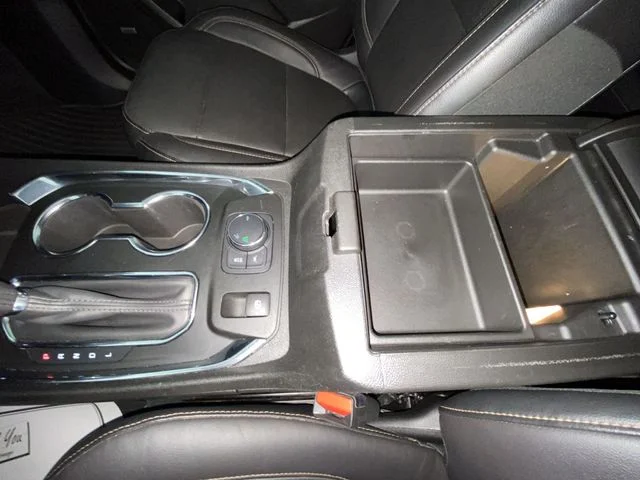 Used 2019 Silver Chevrolet Premier image 21