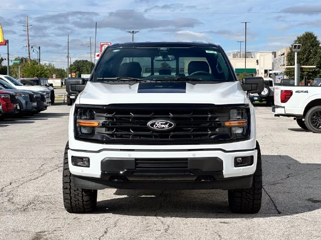 New 2026 Oxford White Ford LIFTED image 2