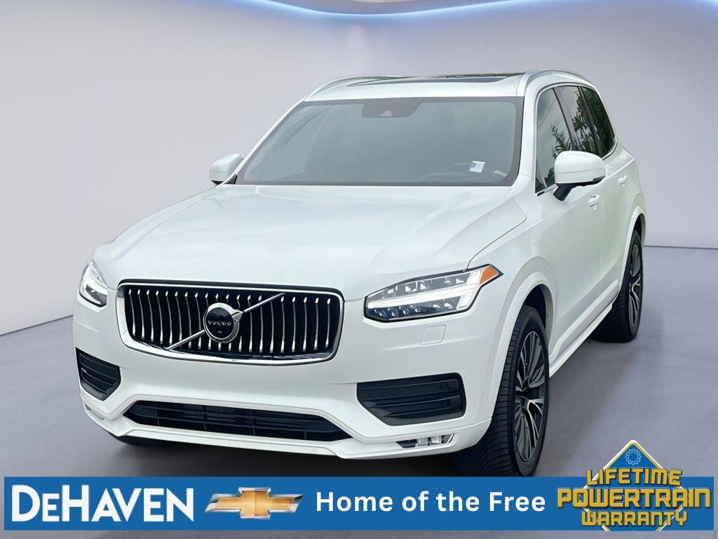 White 2022 Volvo XC90 T6 Momentum 7-Passenger AWD SUV / Crossover All-Wheel Drive