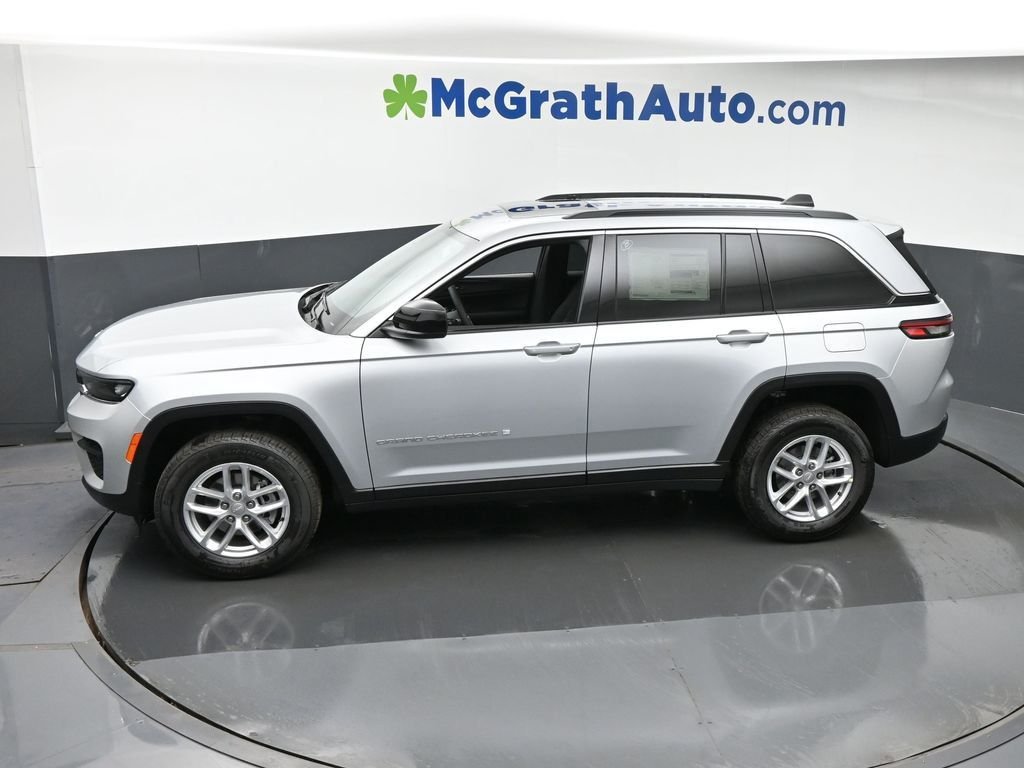 2025 Jeep Grand Cherokee Laredo - Photo 24